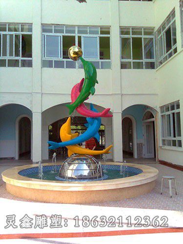 不锈钢彩色海豚，彩色海豚雕塑
