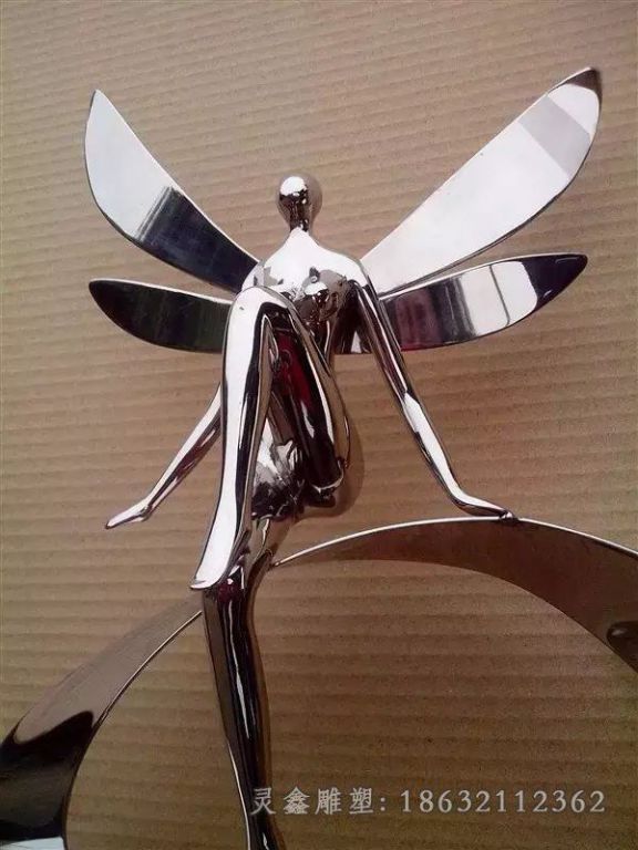 不锈钢抽象带翅膀的女孩雕塑，不锈钢人物雕塑