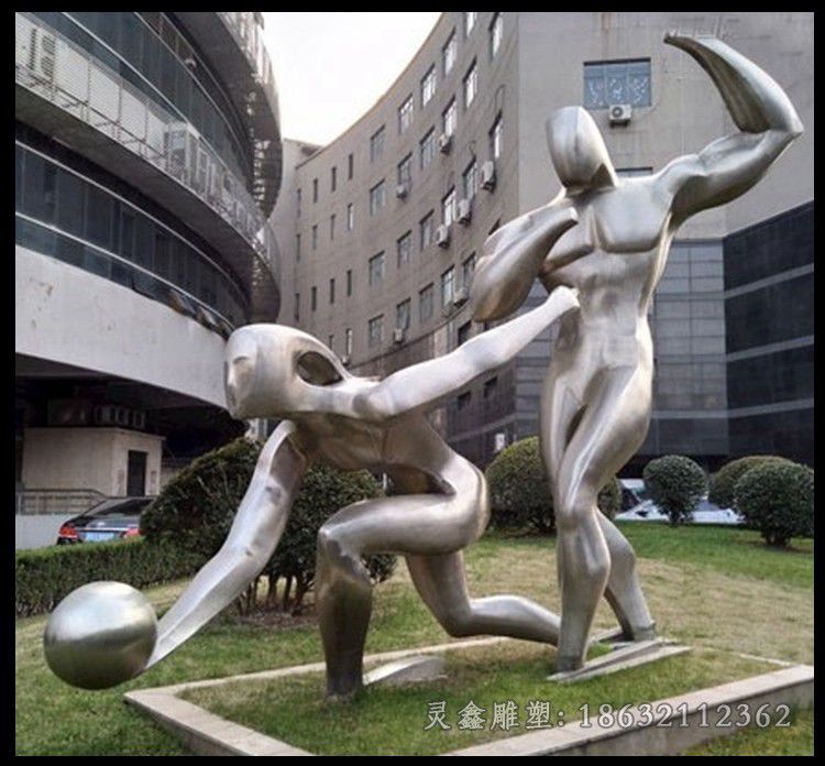 不锈钢抽象踢球 广场景观雕塑