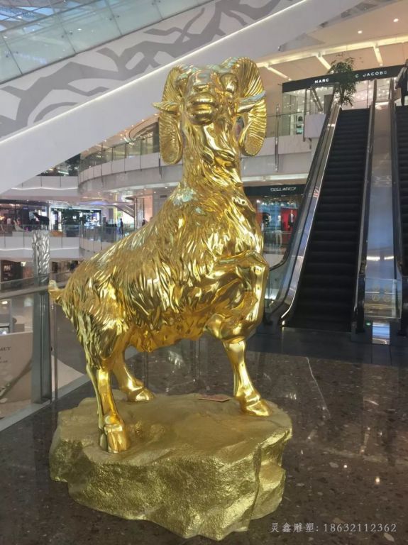 玻璃钢绵羊，玻璃钢仿铜动物雕塑