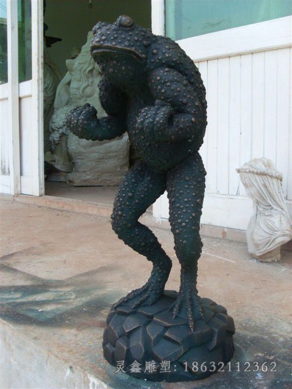 蛤蟆铜雕，公园动物铜雕