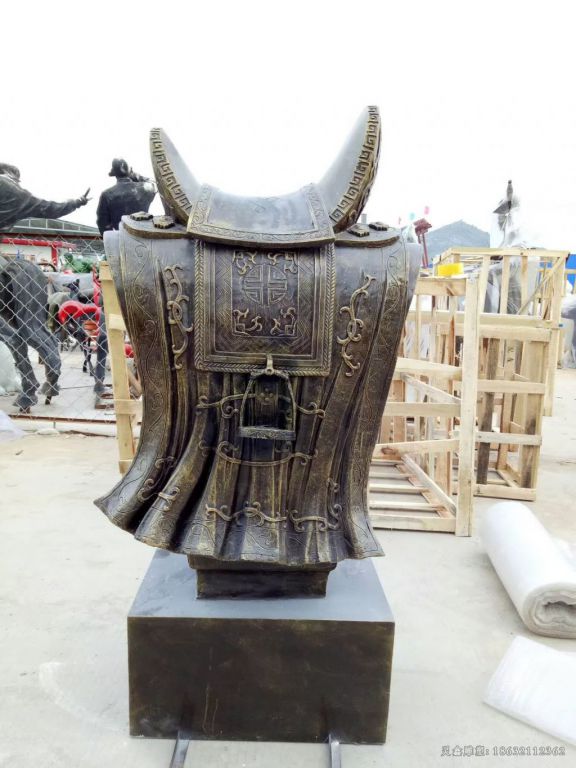 马鞍景观铜雕 (3) 马鞍景观铜雕 (3)