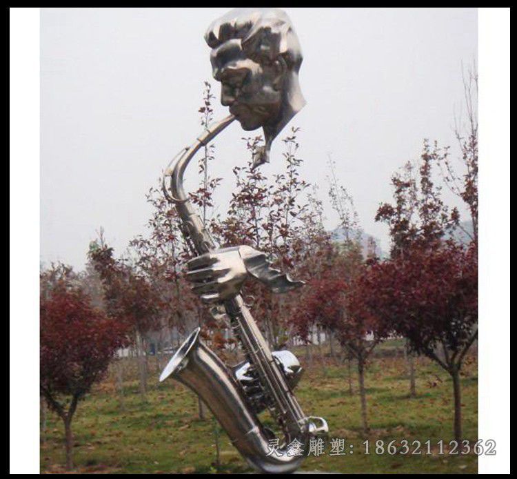 不锈钢吹萨克斯 公园人物雕塑