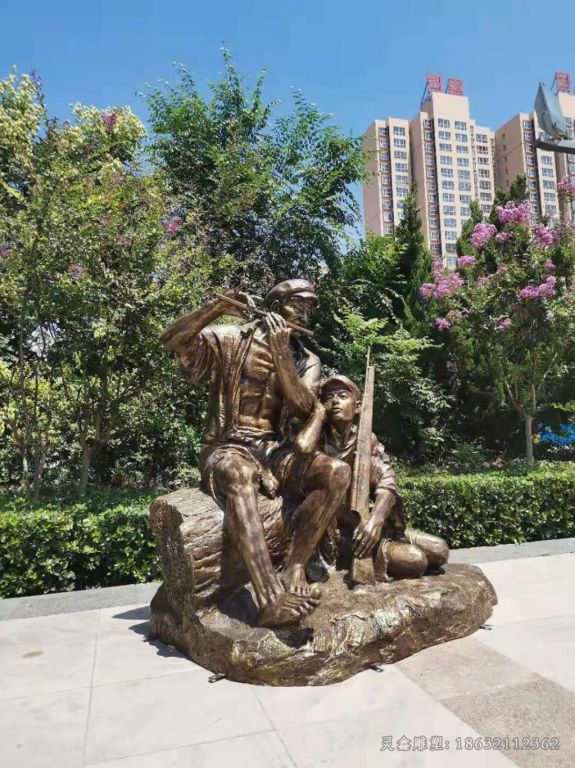 艰苦岁月铜雕 (5)