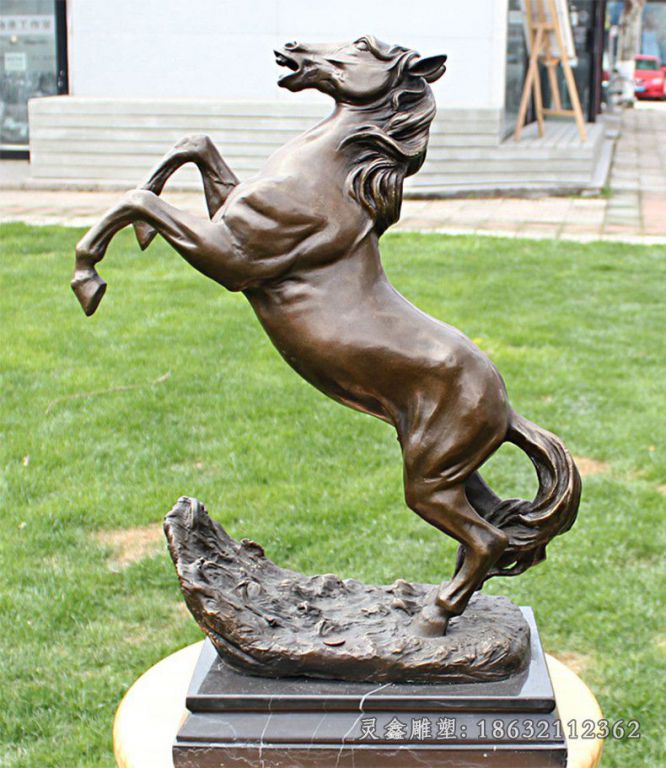 十二生肖马铜雕