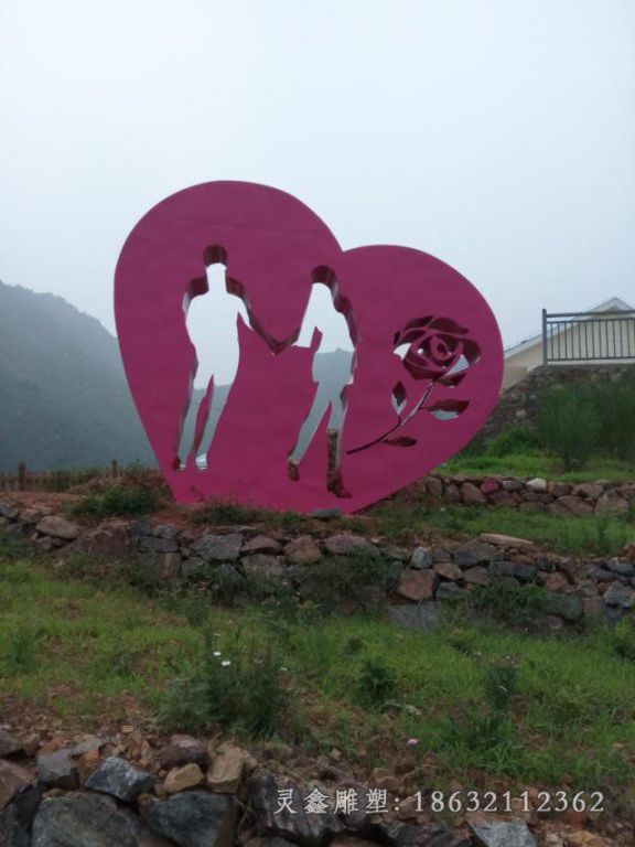 不锈钢爱情心形雕塑
