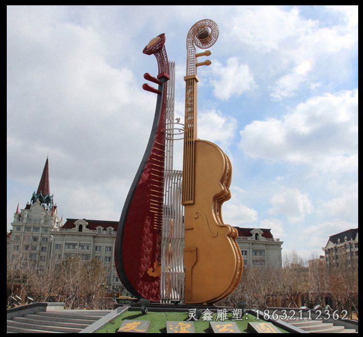 不锈钢抚琴广场景观雕塑
