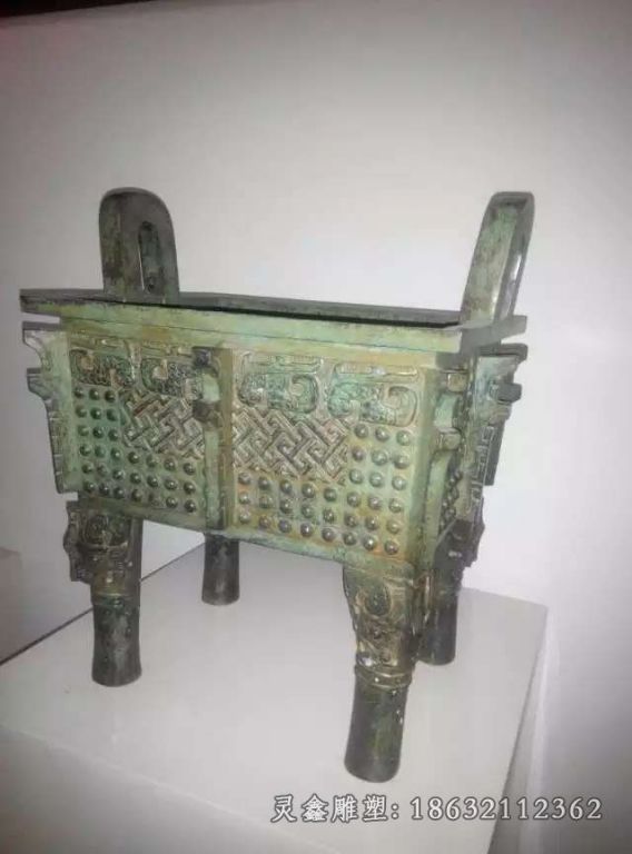 青铜方鼎景观雕塑