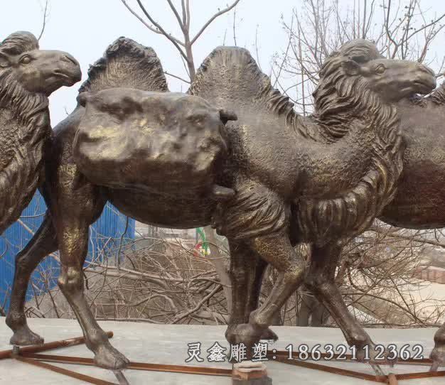 铜骆驼景观雕塑