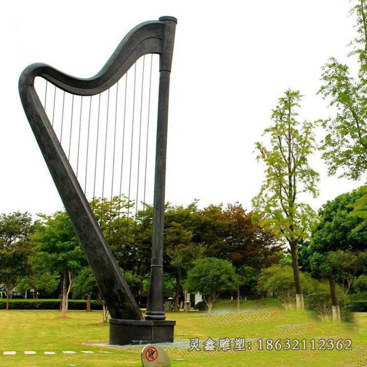 不锈钢抚琴雕塑