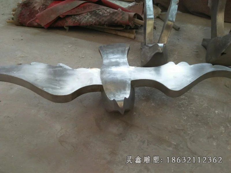 不锈钢鸽子动物雕塑