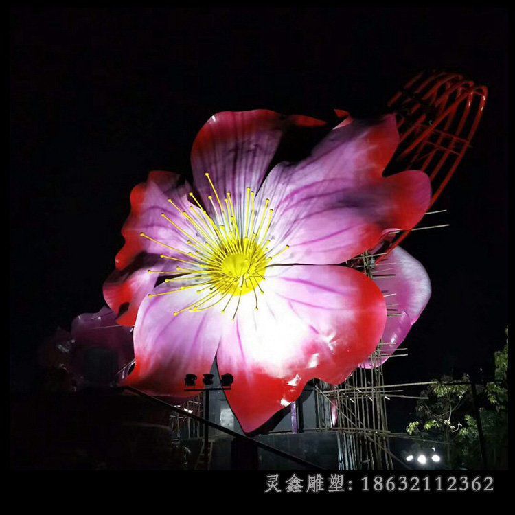 不锈钢花朵广场雕塑