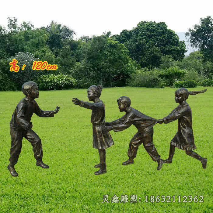 玩老鹰捉小鸡儿童雕塑