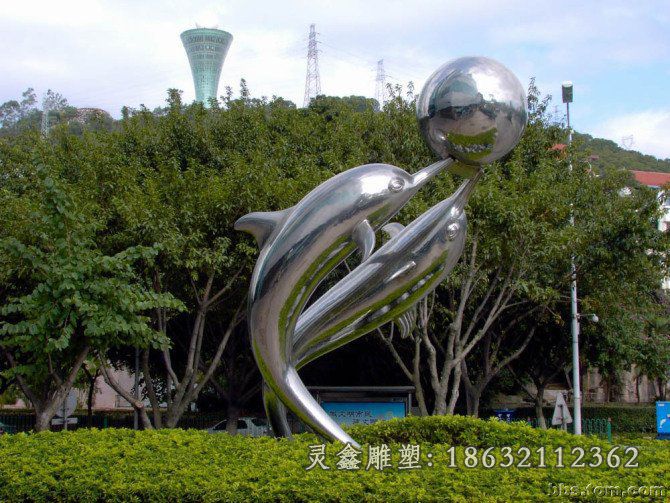 海豚广场不锈钢雕塑