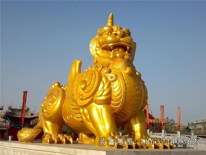 寺庙门口神兽雕塑