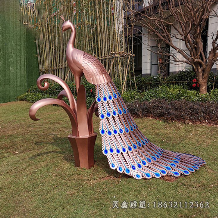 孔雀动物景观铜雕