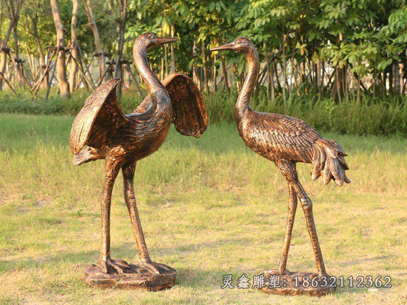 展翅仙鹤公园动物铜雕