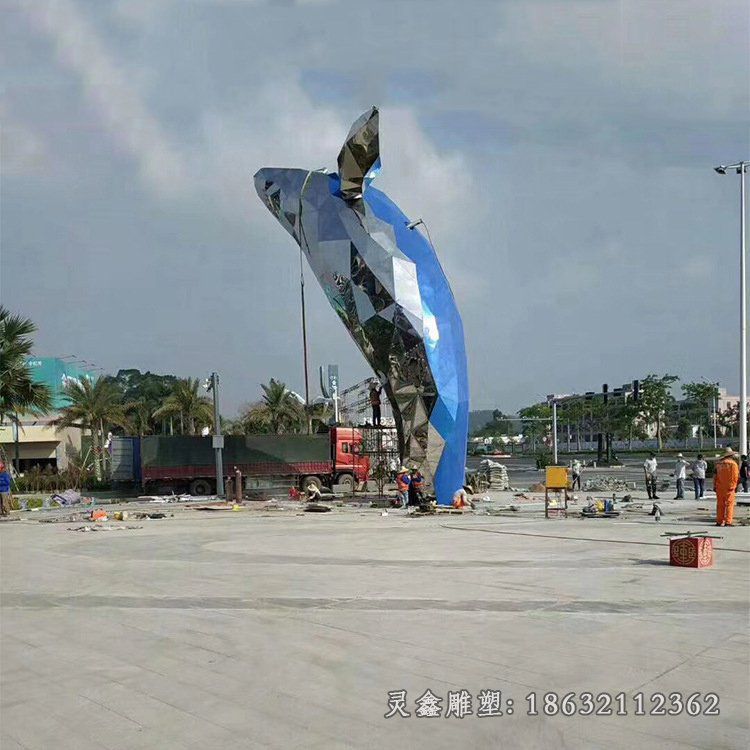 不锈钢海豚景观雕塑