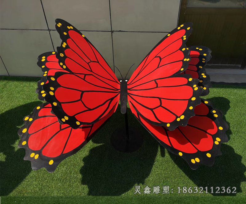 草坪彩绘蝴蝶不锈钢雕塑