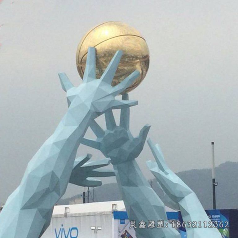 不锈钢几何手托球雕塑