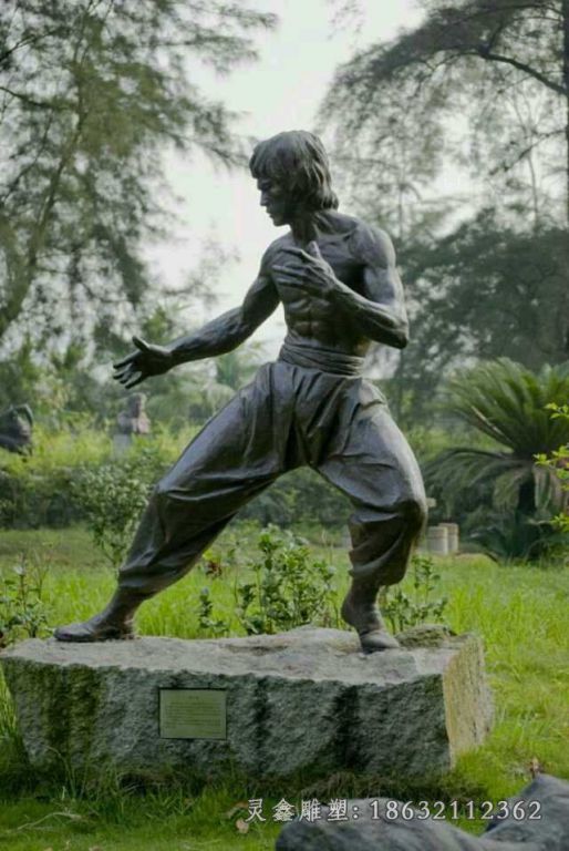 电影人物李小龙铜雕