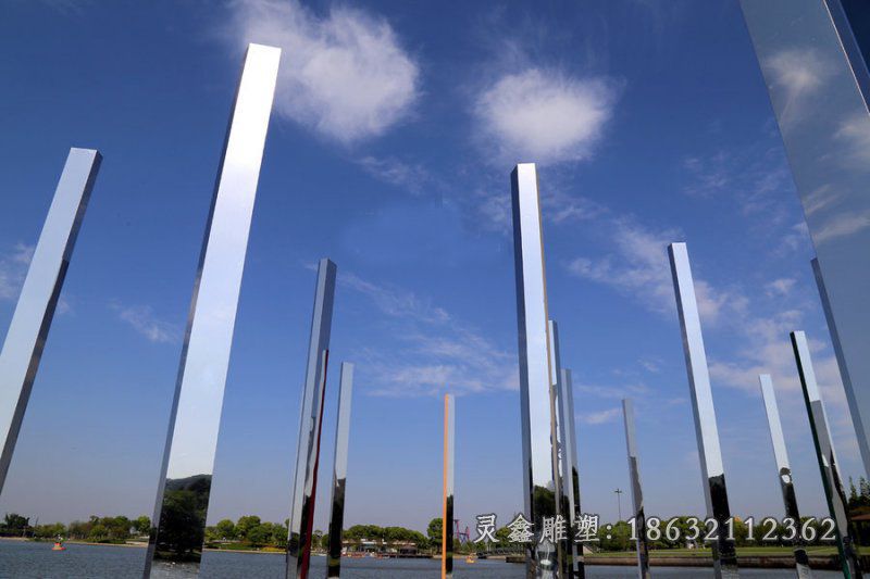 不锈钢柱子公园雕塑