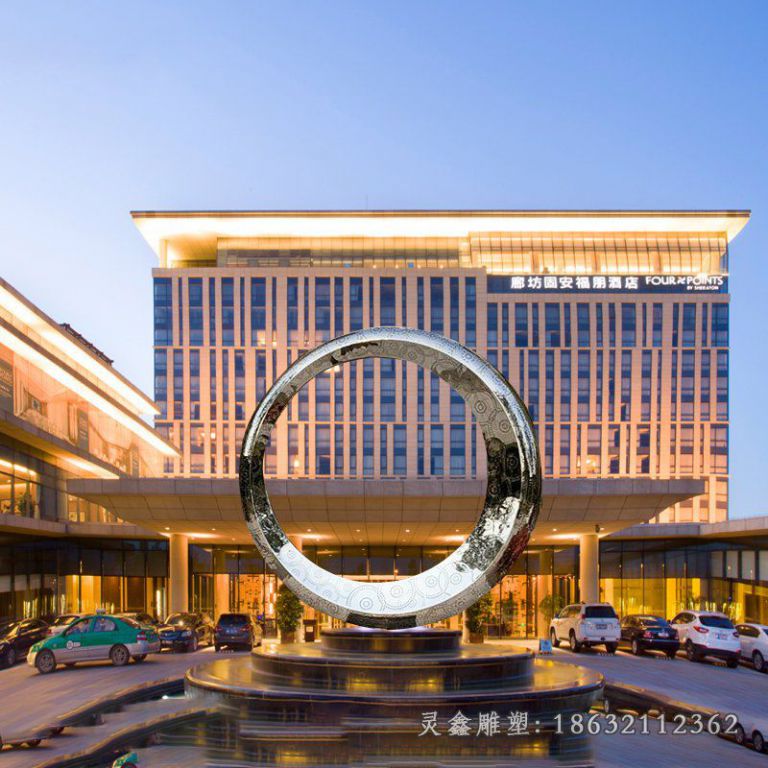 酒店不锈钢月亮雕塑