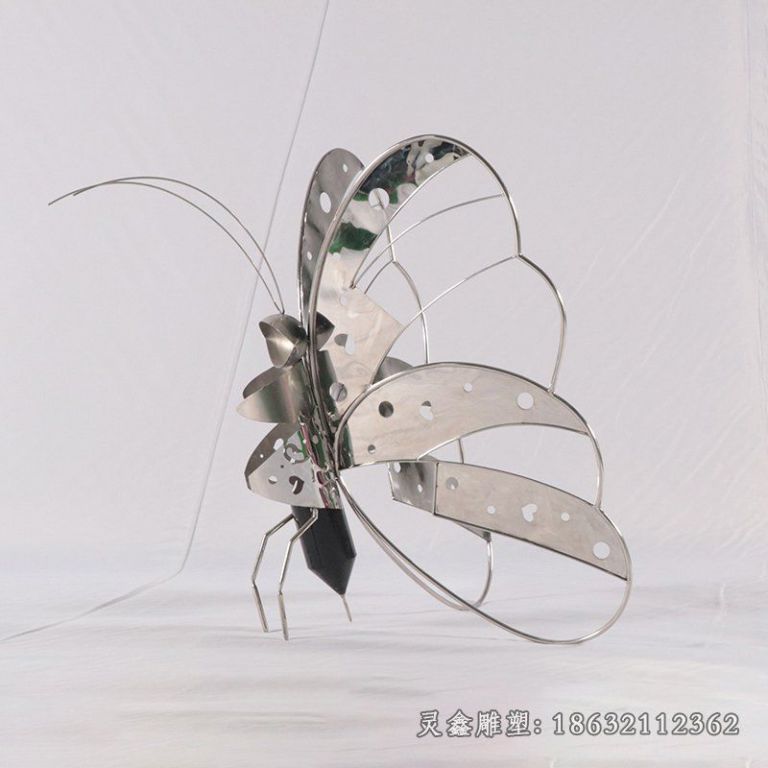 蝴蝶动物镂空雕塑