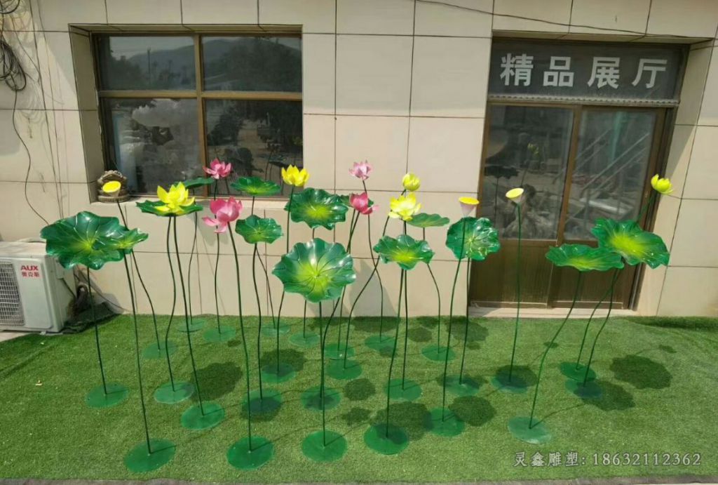 不锈钢荷花庭院景观雕塑