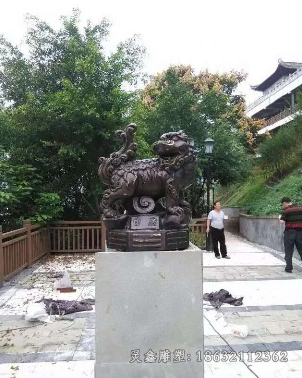 古代神兽白虎校园铜雕