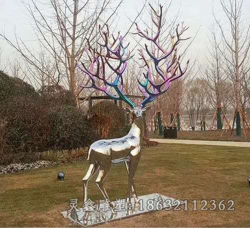 不锈钢几何鹿庭院雕塑
