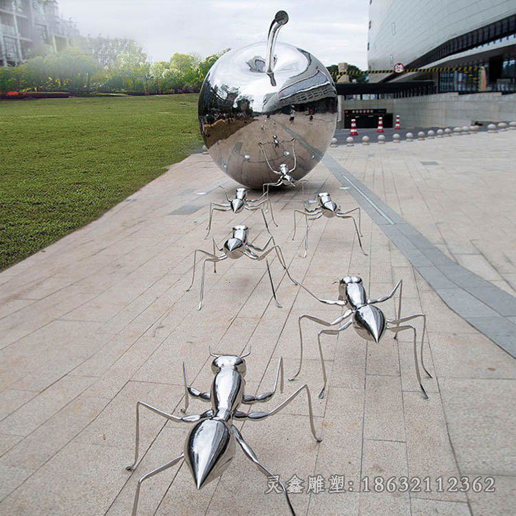 不锈钢镜面蚂蚁街边雕塑