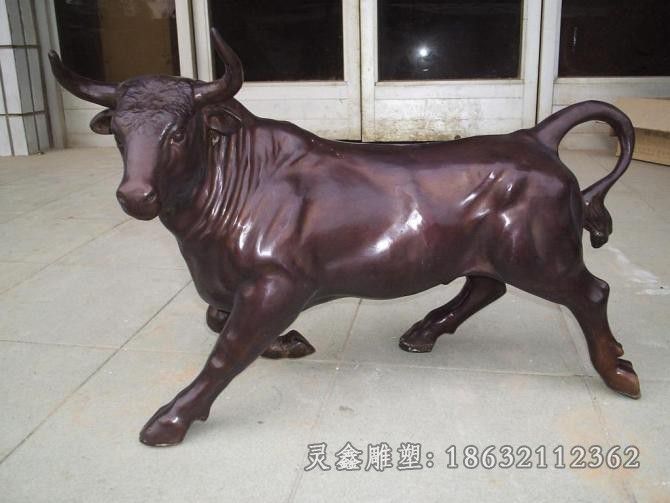 动物牛广场动物铜雕