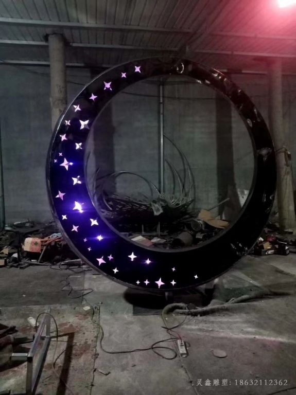 不锈钢发光月亮公园雕塑