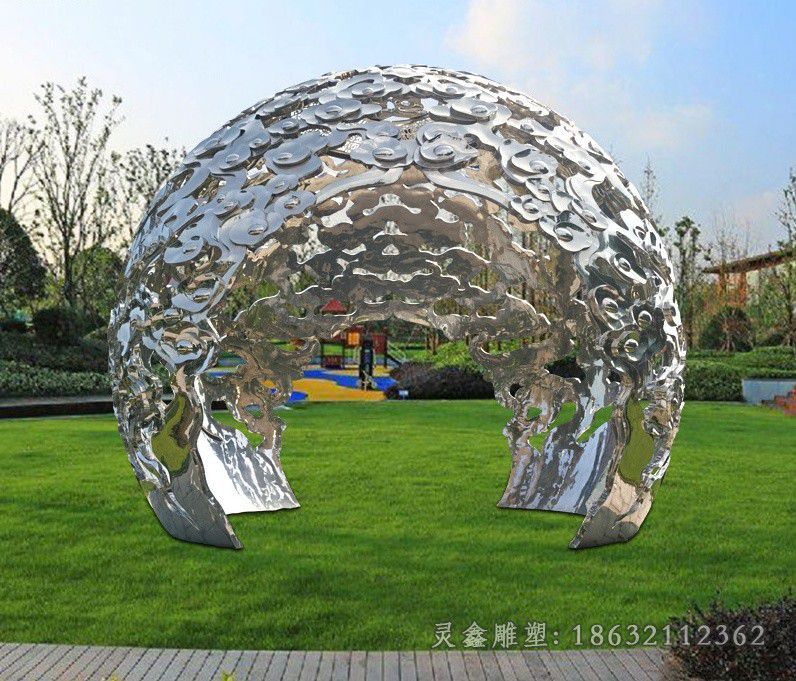 不锈钢抽象云朵公园雕塑