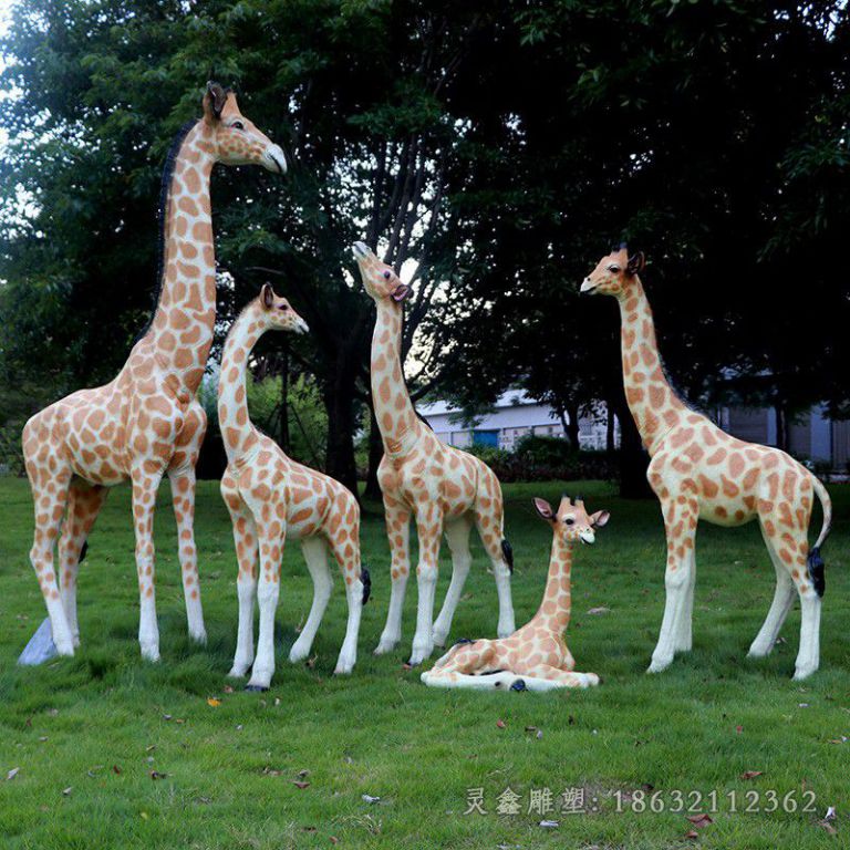 不锈钢彩绘长颈鹿公园雕塑