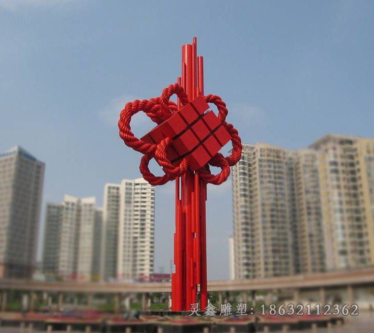 不锈钢彩绘中国结城市雕塑