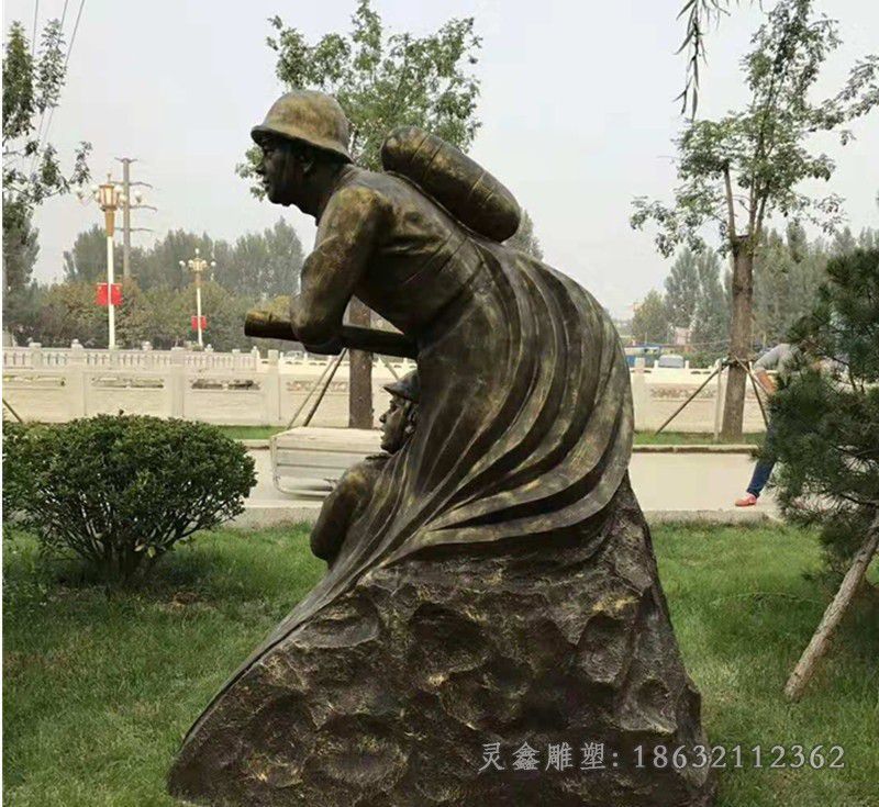 消防员城市人物铜雕