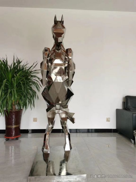 不锈钢几何马公园雕塑