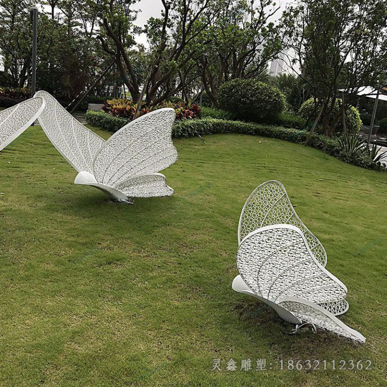 不锈钢镂空蝴蝶商场雕塑