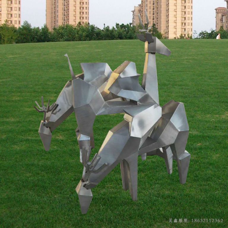 不锈钢几何小鹿城市雕塑
