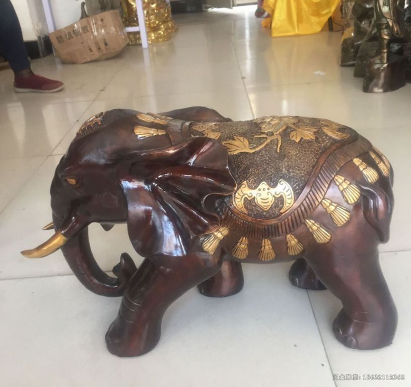 动物大象街边景观铜雕