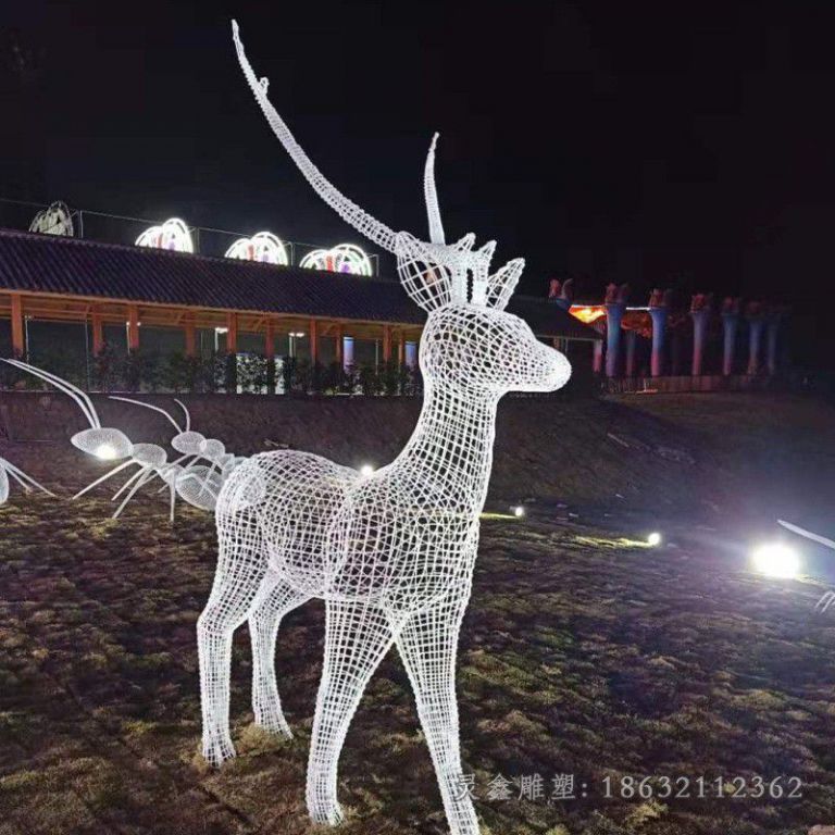 不锈钢叉角鹿公园雕塑