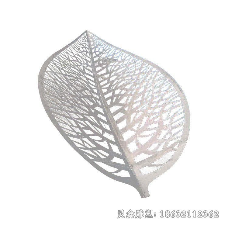 不锈钢镂空树叶公园雕塑