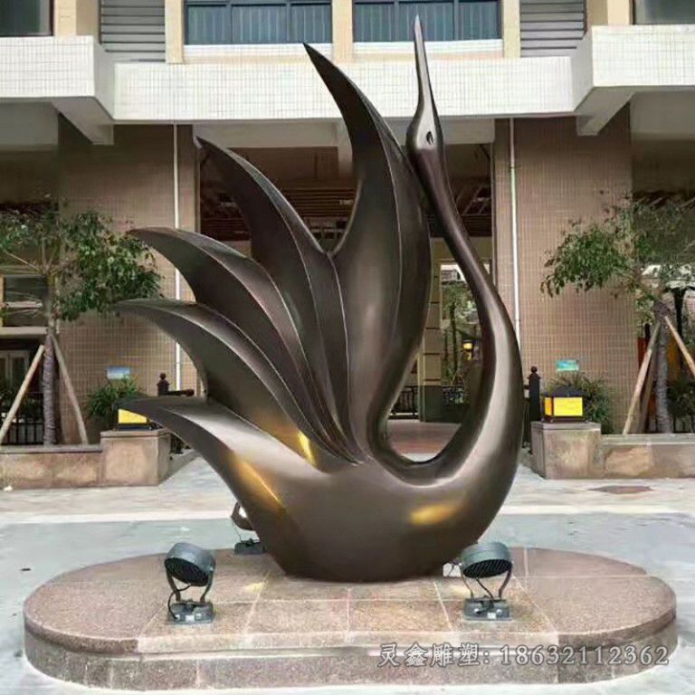 不锈钢抽象仙鹤广场雕塑