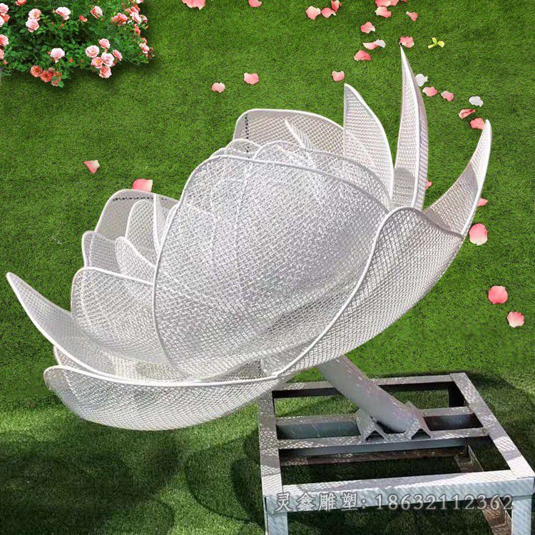 不锈钢镂空花小区雕塑