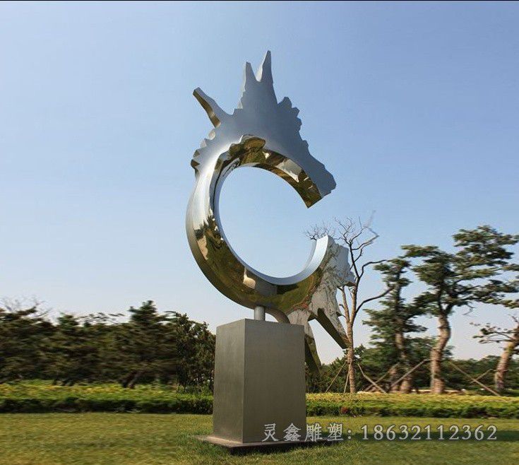 不锈钢抽象镜面广场雕塑