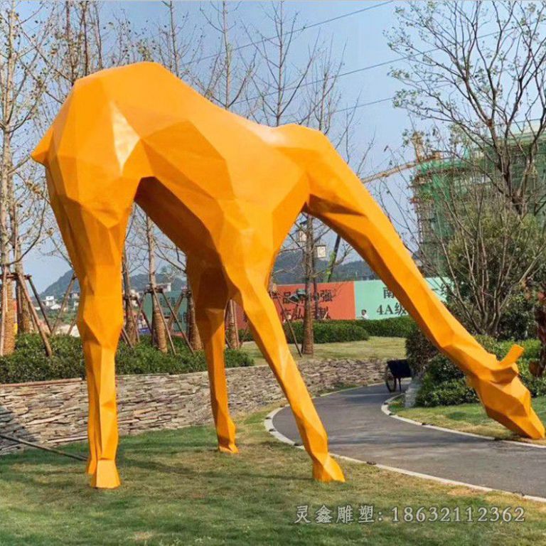 不锈钢彩绘长颈鹿城市雕塑