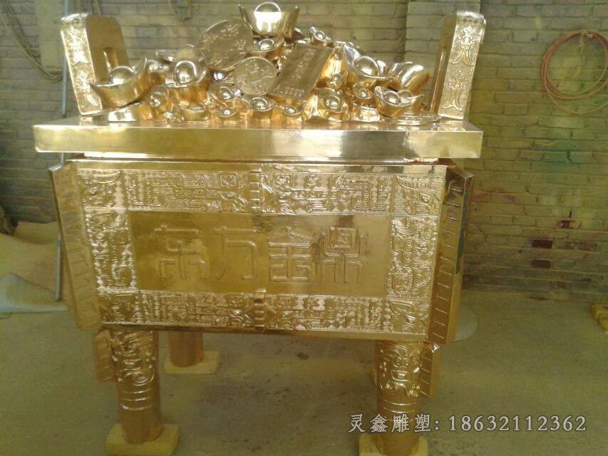 东方金鼎广场铜雕