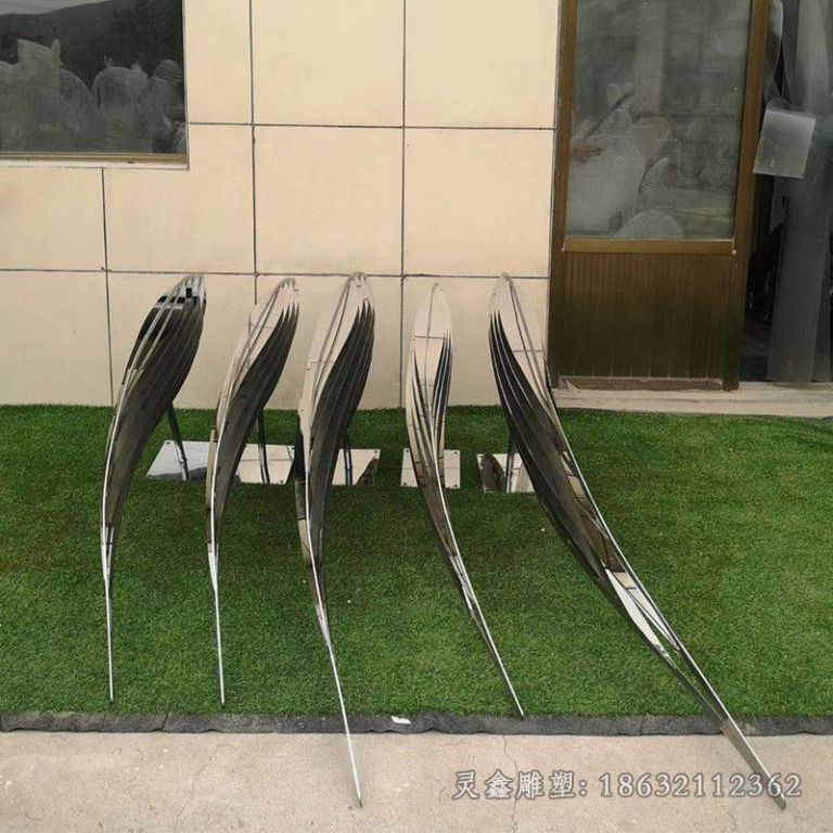 镜面鱼公园不锈钢雕塑